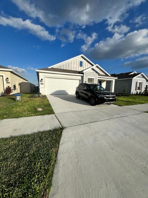 110 Kayak Ave, HAINES CITY, FL, 33844-8565 | Card Image