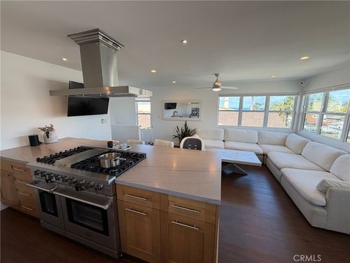 225 Calle Serena, San Clemente, CA, 92672-4323 | Card Image