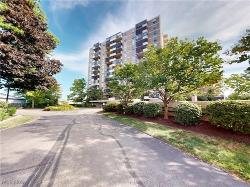 apt-54-25801 Lake Shore Blvd, Euclid, OH, 44132-1123 | Card Image