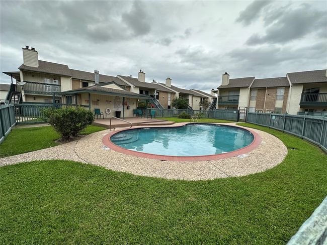 APT-287 - 250 El Dorado Blvd, Townhouse with 1 bedrooms, 1 bathrooms and 1 parking in Webster TX | Image 21