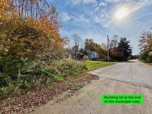 35 Byron St, Lion's Head, ON, N0H1W0 | Card Image