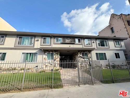 2-228 S S Mariposa Ave, Los Angeles, CA, 90004-5416 | Card Image