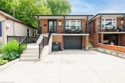 494 Ferguson Ave N, Hamilton, ON, L8L4Z5 | Card Image