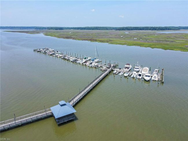 Gatling Pointe Yacht Club with marina with deepwater access to the Pagan and James River.... | Image 48