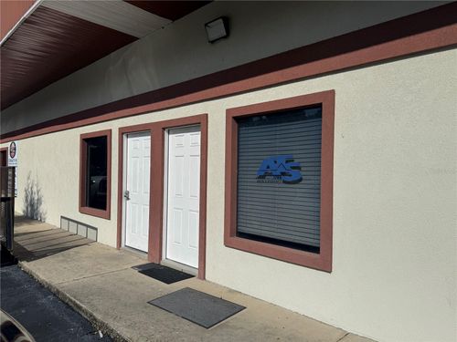 e-4641 Nw 6th St, Gainesville, FL, 32609-1700 | Card Image
