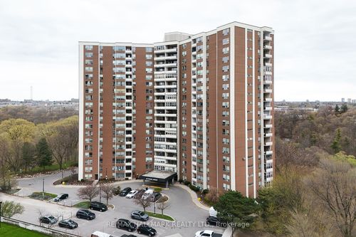 1704-60 Pavane Linkway, North York, ON, M3C2Y6 | Card Image