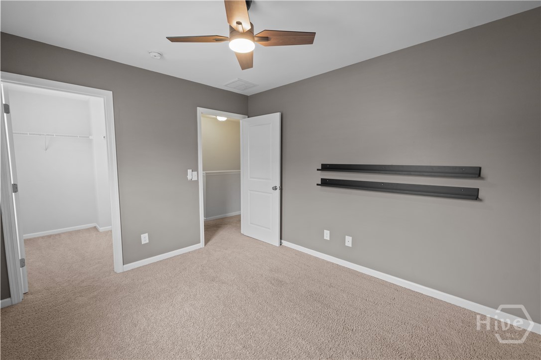 Residential in Richmond Hill 4