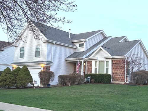10 Copperwood Dr, Buffalo Grove, IL, 60089-6801 | Card Image