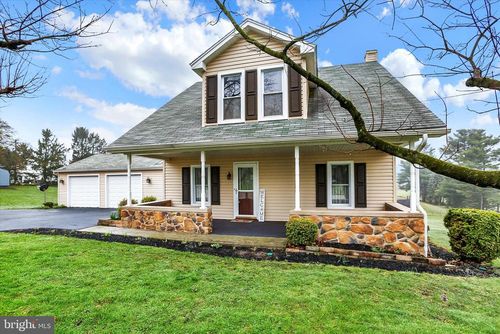 4070 Carlisle Rd, GARDNERS, PA, 17324-8900 | Card Image