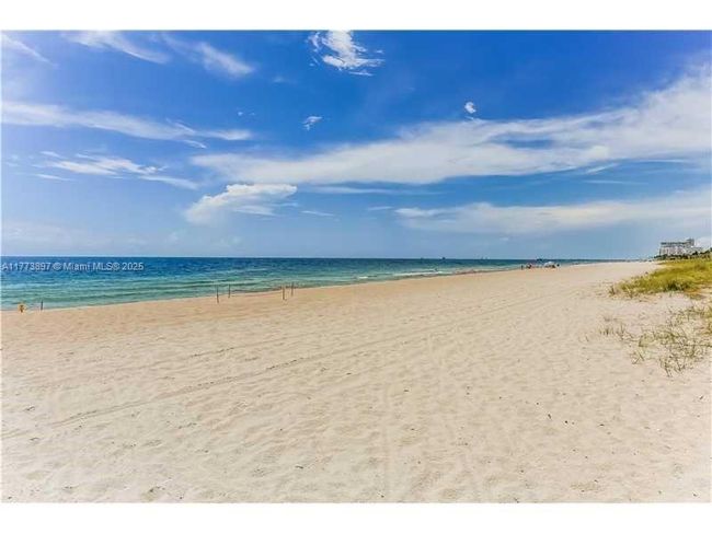 APT-17 - 4228 N Ocean Dr, Condo with 0 bedrooms, 1 bathrooms and null parking in Lauderdale By The Sea FL | Image 48