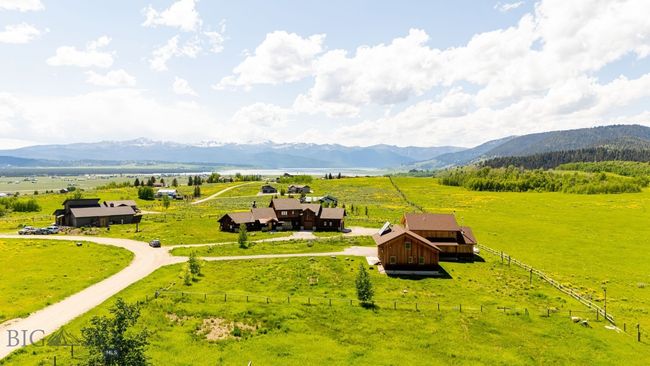 241 Aspen Loop Rd, House other with 4 bedrooms, 3 bathrooms and null parking in West Yellowstone MT | Image 10