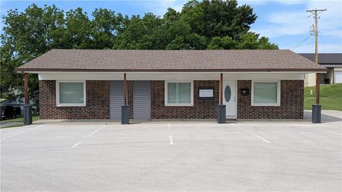 1005 Cedar Street, Pleasant Hill, MO, 64080 | Card Image