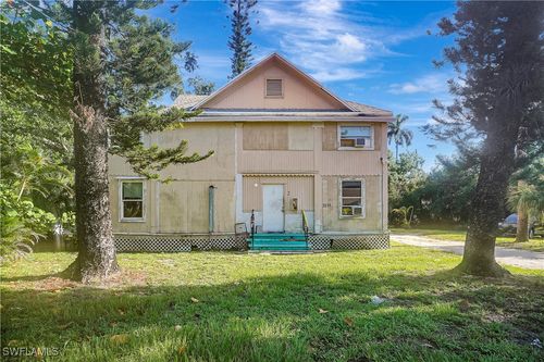 2135 Hoople St, FORT MYERS, FL, 33901-3761 | Card Image