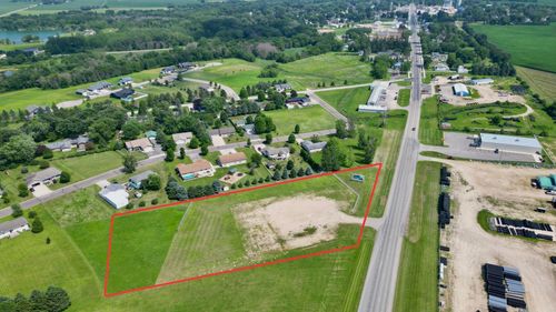 xxx E Main St, Le Roy, MN, 55951 | Card Image