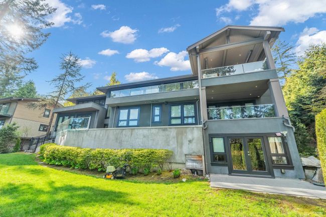 3954 Bayridge Court, House other with 5 bedrooms, 5 bathrooms and 4 parking in West Vancouver BC | Image 1
