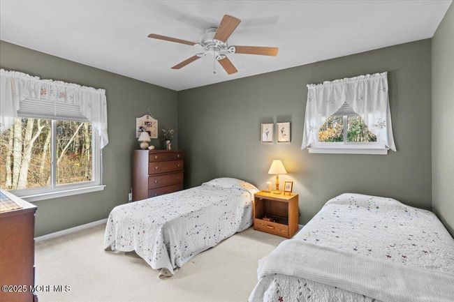 18 Sweetbriar Trl, House other with 4 bedrooms, 3 bathrooms and null parking in Howell NJ | Image 25