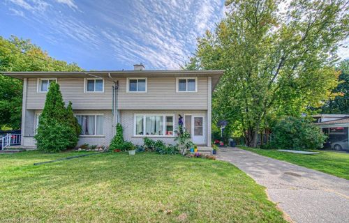 151 Franklin St N, Kitchener, ON, N2A1Y3 | Card Image