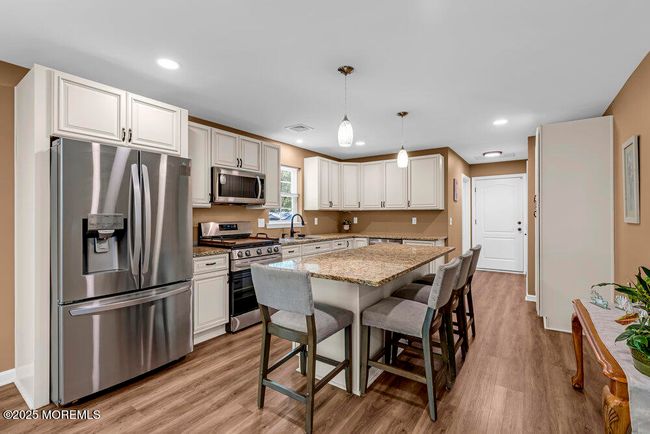 119 Darien Rd, House other with 6 bedrooms, 3 bathrooms and null parking in Howell NJ | Image 15