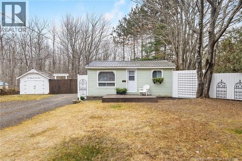 132 Post Rd, Minto, NB, E4B3A1 | Card Image