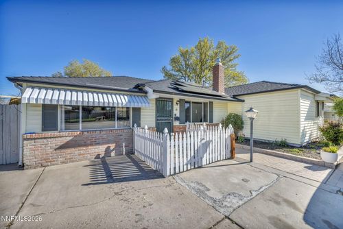 18 E Prater Way, Sparks, NV, 89431-4534 | Card Image