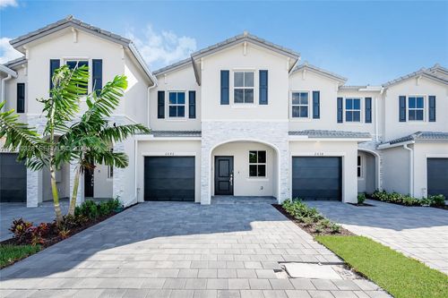 2642 Se 10th St, Homestead, FL, 33035-2588 | Card Image