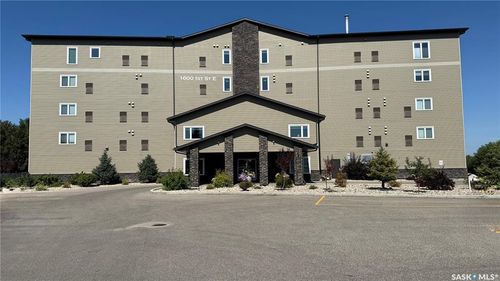202-1600 1st St E, Prince Albert, SK, S6V1G7 | Card Image