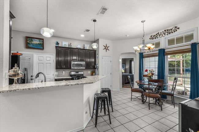 5212 Cross Timber Rd W, House other with 3 bedrooms, 2 bathrooms and null parking in Cleburne TX | Image 10
