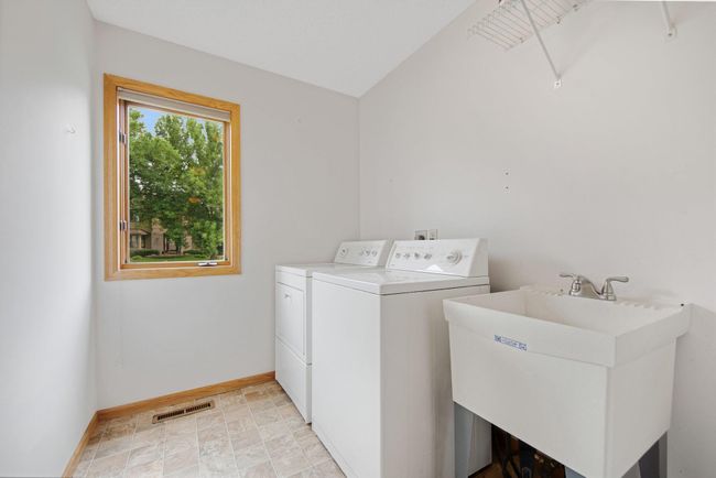 4731 Hazeltine Ln, House other with 4 bedrooms, 3 bathrooms and null parking in Eagan MN | Image 27