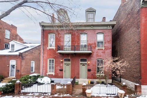 2350 S 10th Street, St Louis, MO, 63104 | Card Image