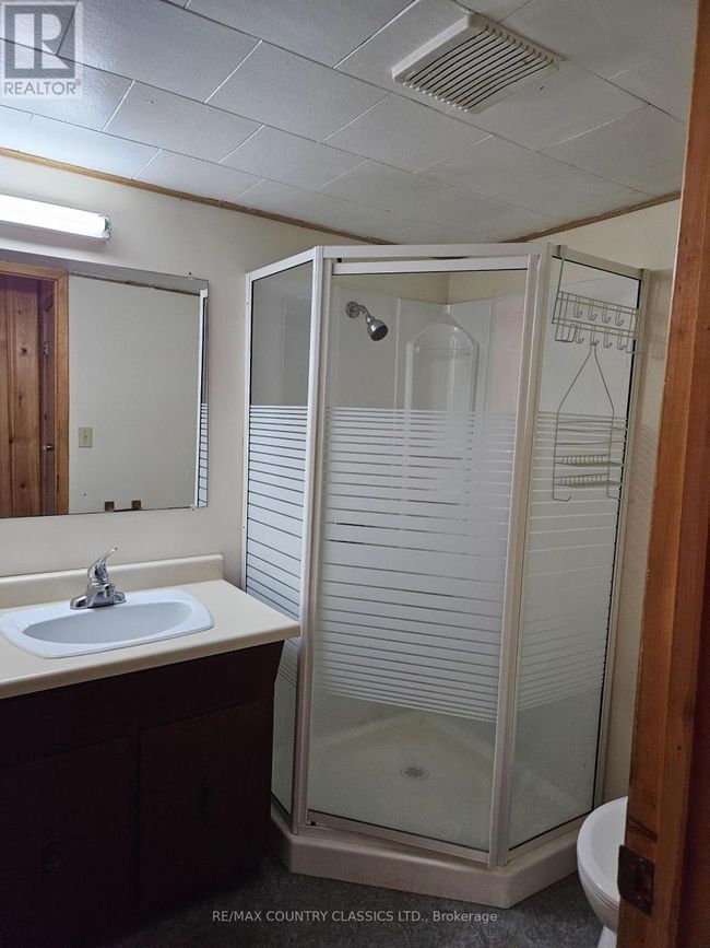61 River Lane, House other with 4 bedrooms, 1 bathrooms and 6 parking in South Algonquin ON | Image 9