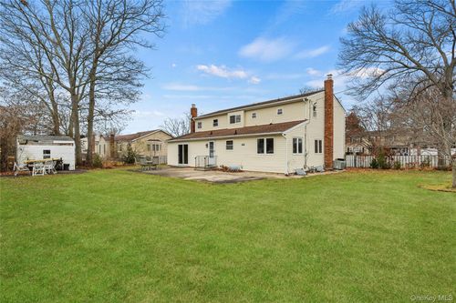 2 Almike Dr, Centereach, NY, 11720-3862 | Card Image