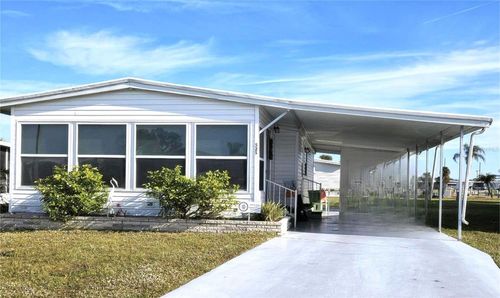 525 Parkwood Ave, NORTH PORT, FL, 34287-1535 | Card Image