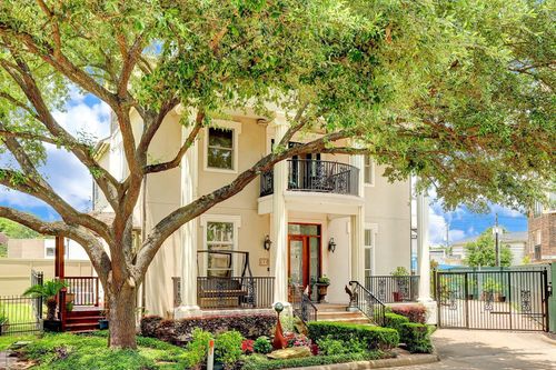 122 Vieux Carre Dr, Houston, TX, 77009-4752 | Card Image
