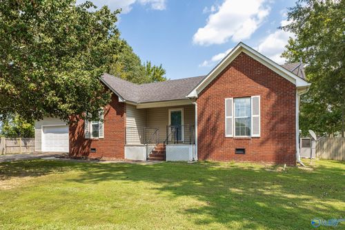 643 Ed Spears Rd, New Hope, AL, 35760-9512 | Card Image