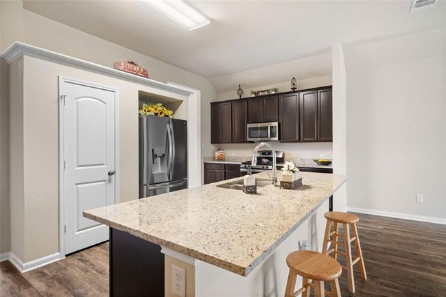 135 Bates Ct, House other with 3 bedrooms, 2 bathrooms and 2 parking in Huntsville TX | Image 9