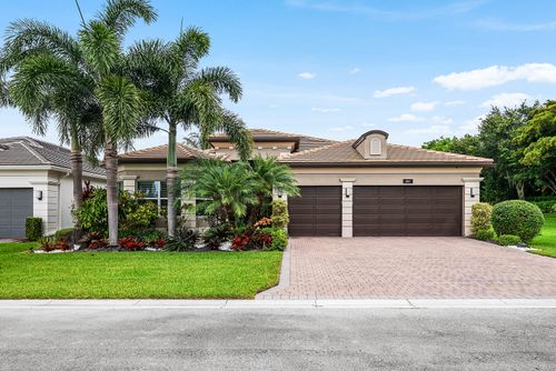8167 Majestic Mountain Dr, Boynton Beach, FL, 33473-4004 | Card Image