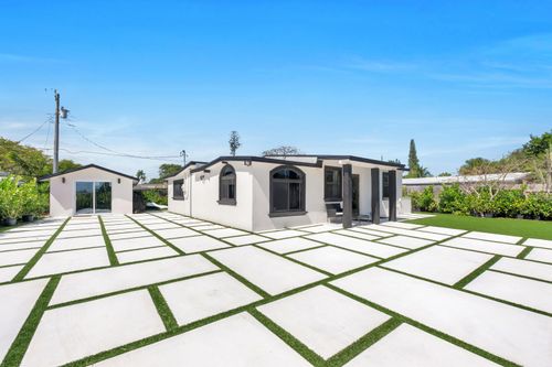 1433 Ne 53rd Ct, Pompano Beach, FL, 33064-5658 | Card Image