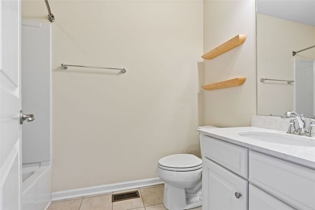 1004 Pointe View Dr, Townhouse with 3 bedrooms, 3 bathrooms and 2 parking in Mars PA | Image 27