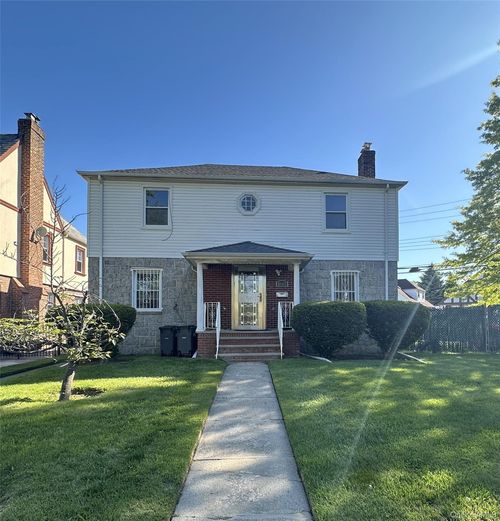 5143 Bell Boulevard, New York, NY, 11364 | Card Image