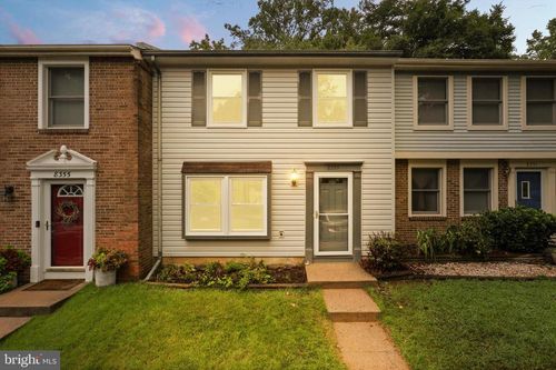 8353 Fern Leaf Ct, SPRINGFIELD, VA, 22153-3863 | Card Image