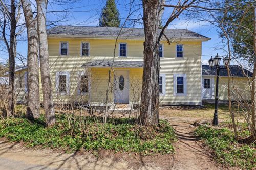 89 Garland Rd, Nottingham, NH, 03290-6106 | Card Image