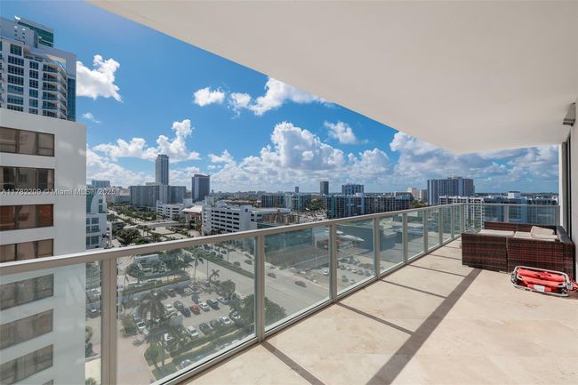 APT-1202 - 3101 S Ocean Dr, Condo with 3 bedrooms, 3 bathrooms and null parking in Hollywood FL | Image 46
