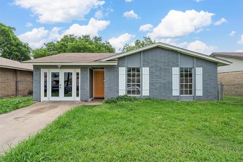 928 Duty Ave, Waco, TX, 76706-3216 | Card Image