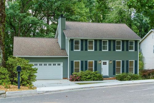 145 Ansley Ct, Roswell, GA, 30076-2547 | Card Image