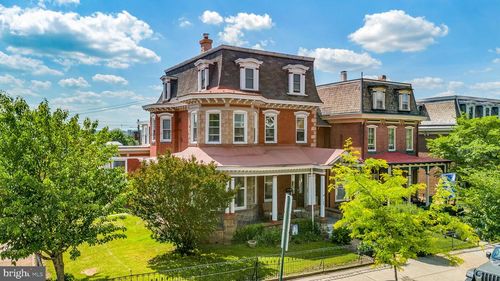 apt-3rd-134 Gay St, PHOENIXVILLE, PA, 19460-5934 | Card Image