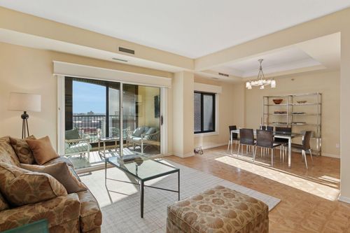 apt-1505-1235 Yale Pl, Minneapolis, MN, 55403-1948 | Card Image