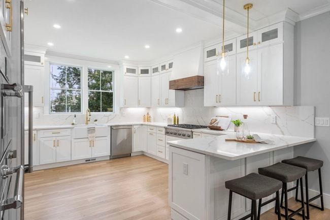 21 Jayne Rd, House other with 5 bedrooms, 4 bathrooms and 2 parking in Needham MA | Image 10