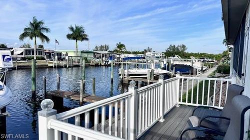 800-5533 Adam Dr, NORTH FORT MYERS, FL, 33917-4099 | Card Image