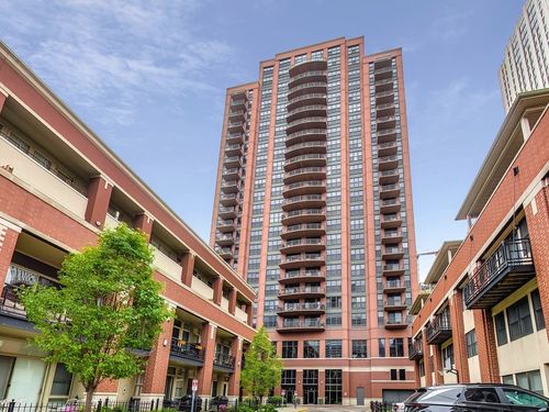 1703-330 N Jefferson St, Chicago, IL, 60661-1211 | Card Image