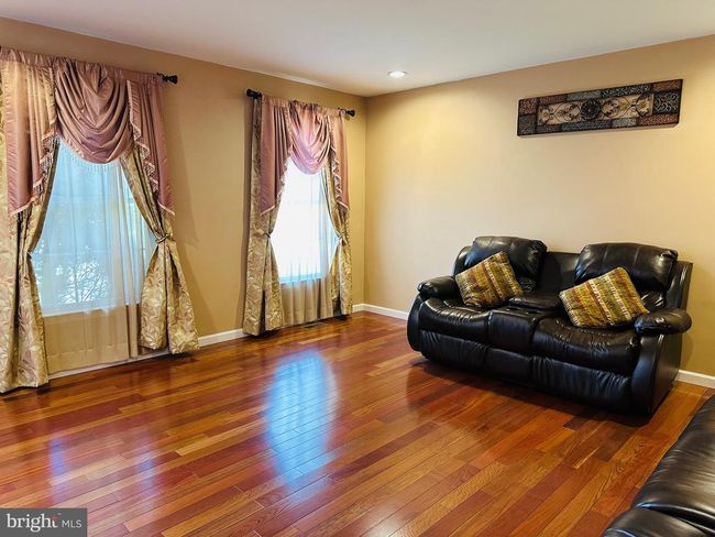 8 Nancy Cir, House other with 4 bedrooms, 4 bathrooms and null parking in READING PA | Image 8